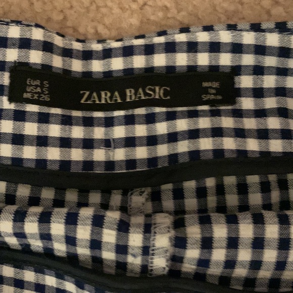 Zara Ruffle Short - Picture 3 of 4